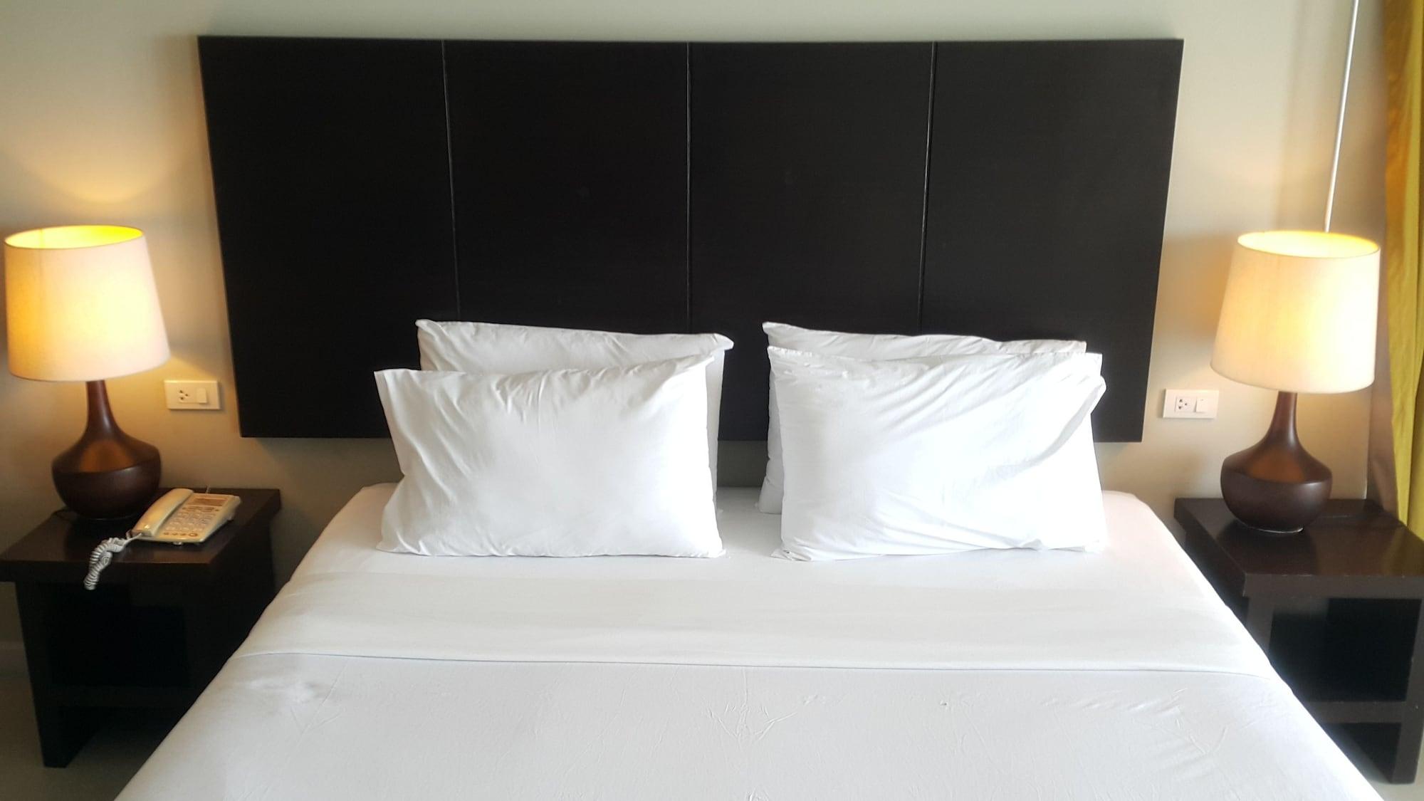 Summer Spring Hotel Pattaya Bagian luar foto